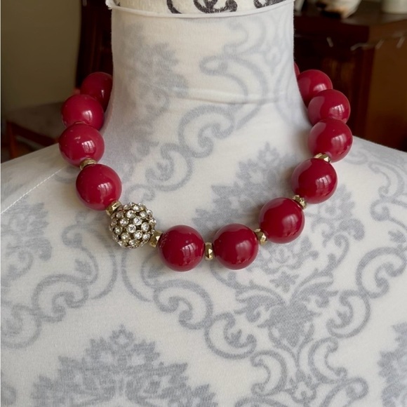 Coral 🪸 Red Beaded Necklace - Picture 1 of 8